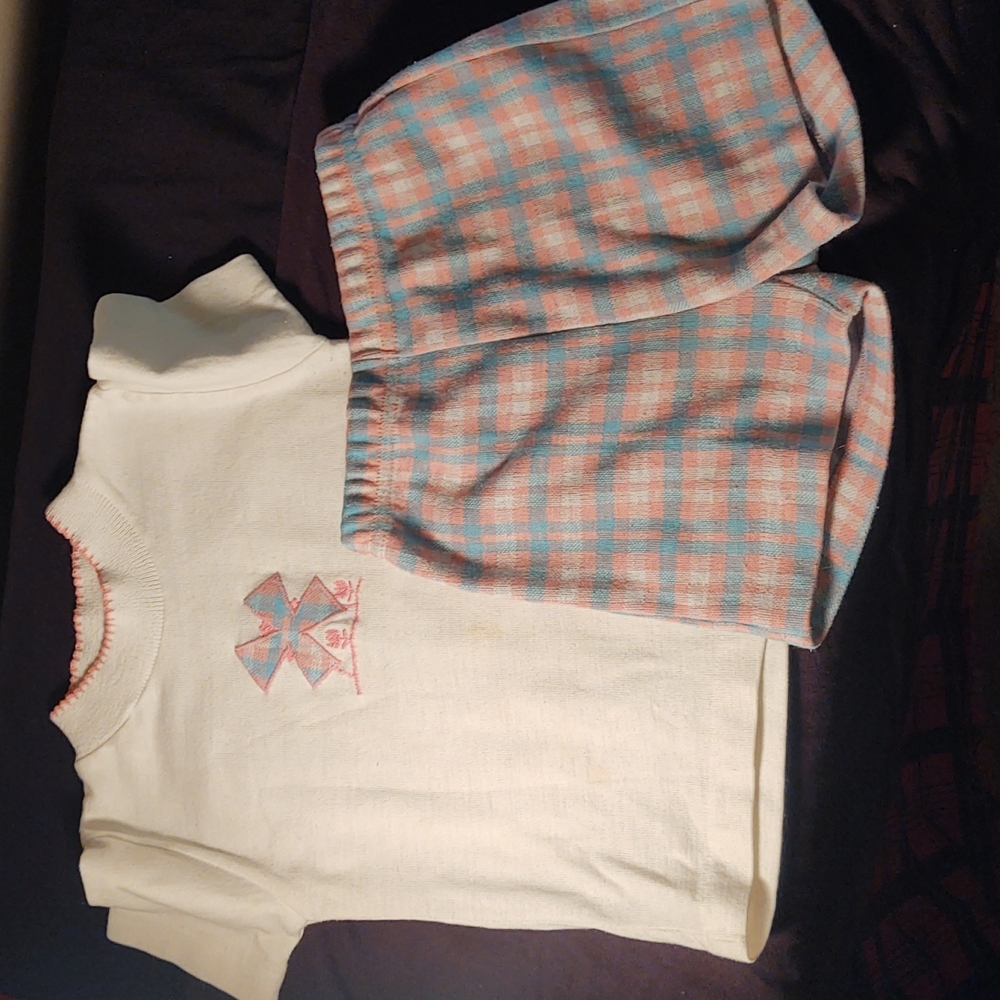 Vintage 3T shorts set